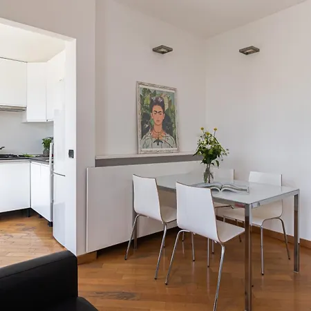 Lägenhet Italianway Comfort - Vico Magistretti 1 A *